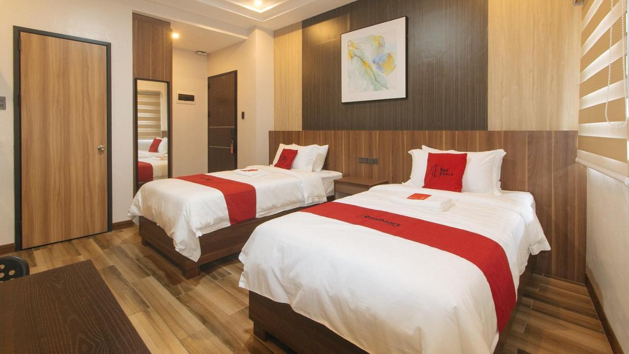 Reddoorz Plus @ Bez Tower And Residences San Juan San Juan  Luaran gambar