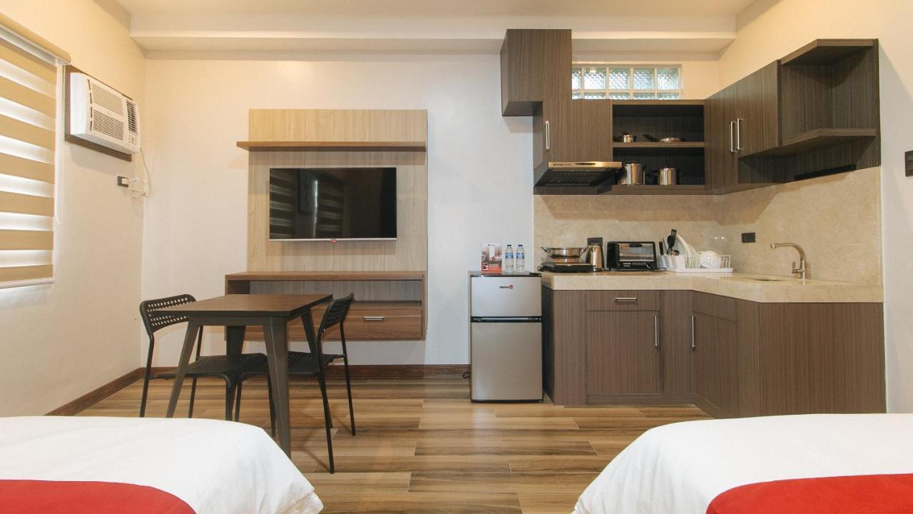 Reddoorz Plus @ Bez Tower And Residences San Juan San Juan  Luaran gambar